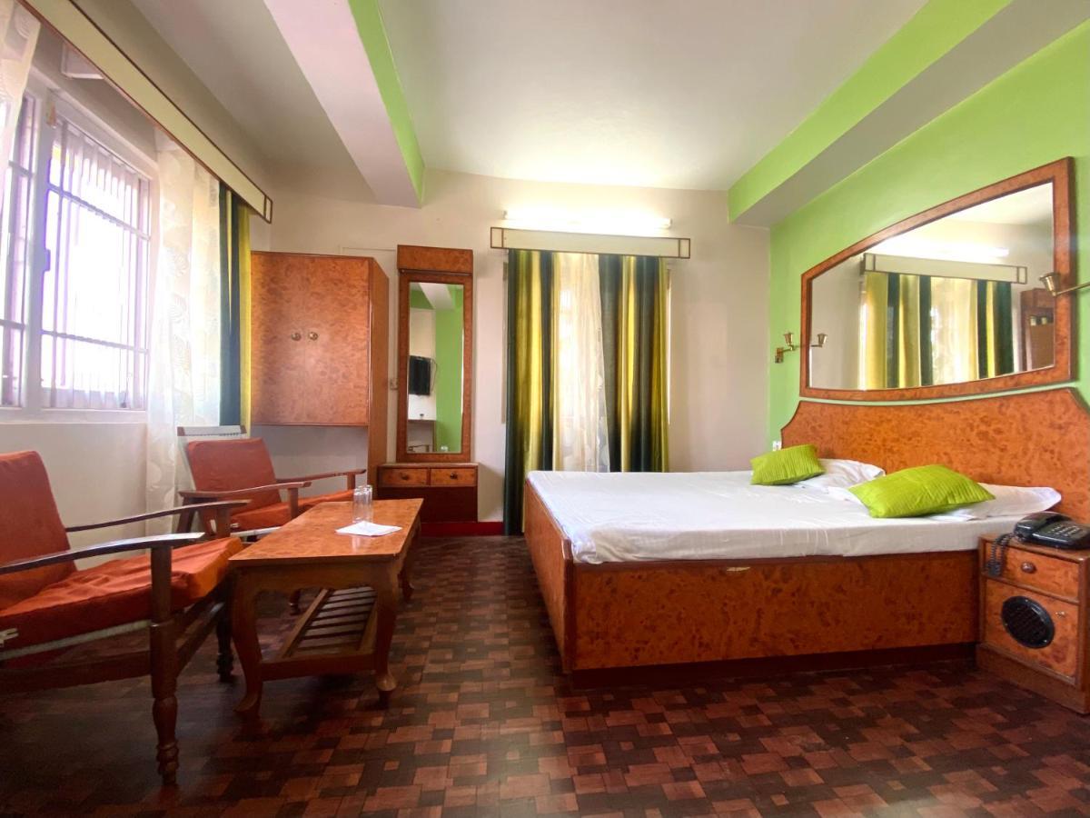 The Travelista Shimla Bed & Breakfast ภายนอก รูปภาพ